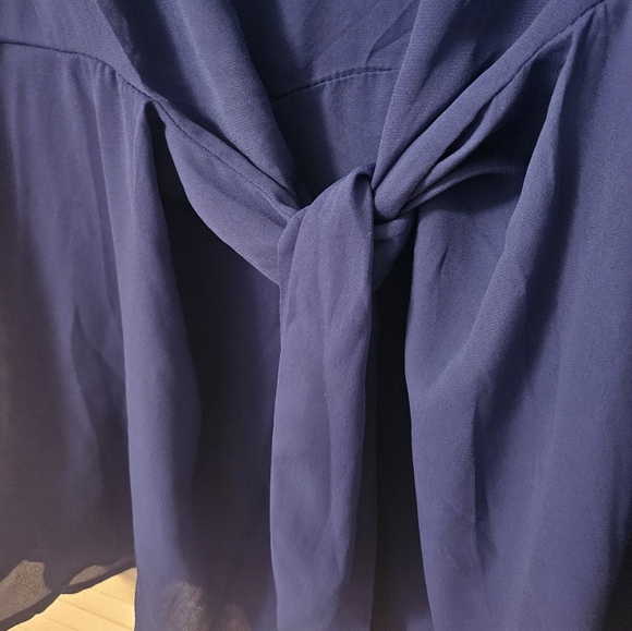 Torrid blue size 0 blouse - Picture 6 of 7